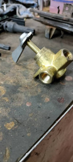 two Fuel tank selecta valve