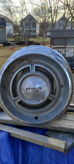 Set of four 1969 Pontiac PMD hubcaps