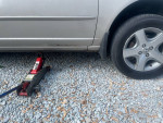 Larin car jack with stick 2.5 tons