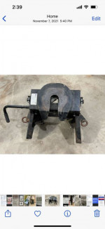 RBW 5th Wheel Hitch and Mounting Bracket