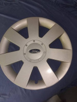 Ford hubcap wheel cover