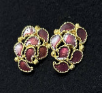 Vtg Gold Rope Outlining Dark Red Rhinestone Enameled Clip On Earrings