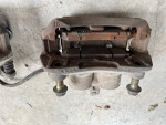 2005 Nissan Frontier Front Brake Calipers