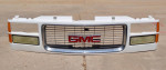 OEM GM 94-98 GMC Sierra/Yukon/Suburban Grille Assembly w/ Lights 12388709