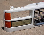 OEM GM 94-98 GMC Sierra/Yukon/Suburban Grille Assembly w/ Lights 12388709