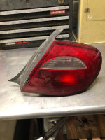 2004 Dodge Neon Passenger Side Tail Light