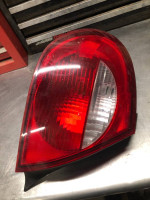 2004 Dodge Neon Driver Side Tail Light