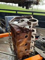 Ford engine block 351, 400