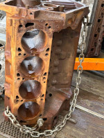 Ford engine block 351, 400