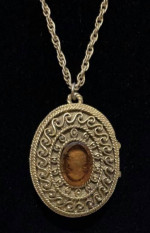 Vintage Cameo Perfume Sachet Pendant Gold Necklace Chain