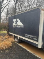1999 Ford E350 box truck with liftgate