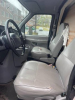 1999 Ford E350 box truck with liftgate