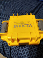 Beautiful brand new large men's pro diver Invicta watch