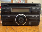 Nissan Model 3089L Car Stereo with 4 Speakers