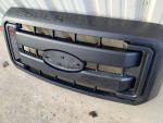 Used grille 2016 Ford f-350 xl