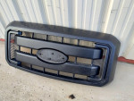 Used grille 2016 Ford f-350 xl