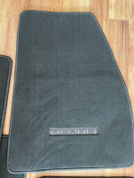 GM Denali 6 Passengers Full Set Of Rugs 5 Pc, new