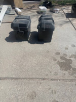2 battery boxes
