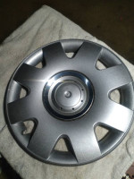 1998-2001 VW Beetle OEM 16" Hubcap