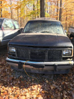 1988-98 Chevy/GMC\ Black 1500-3500 Chevy Truck Hood
