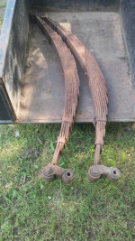 1976 DODGE MOTOR HOME  REAR LEAF SPRINGS