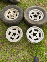 14” aluminum wheels