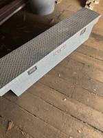 Truck toolbox