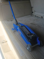 duralast hydraulic jack