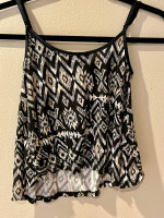 Black Crop Tank Top - with Adjustable Straps