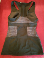 Athleta tank top, worn twice, XS, large back pockets