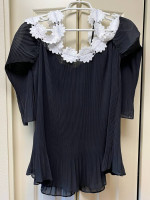 Sheng Fei Ying Pin-Pleated Cold-Shoulder w/Embroidered Neck Top Size 3