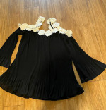 Sheng Fei Ying Pin-Pleated Cold-Shoulder w/Embroidered Neck Top Size 3