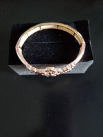 Liz Claiborne Stretch Copper and Rose Tone Bangle Bracelet – Brand New