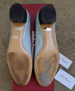 Gorgeous Authentic Salvatore Ferragamo Vara Heels 6.5C Blue Pastel Pat