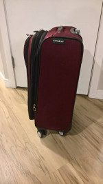 Samsonite carry-on luggage in great condition