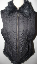 Cowgirl Up Black Zip Up Vest Size Large 100% Polyester Faux Fur Embord