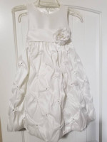 White dress/ Flower Girl