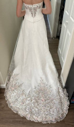 Floral Embroidered Wedding Dress- Size 4