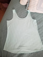 3 tanktops