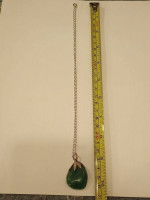 Vintage Green Pear-Shaped Cabochon Necklace w/Petals