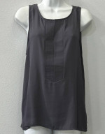 womens Pleione sleeveless gray blouse w/embroidered accent - sz M