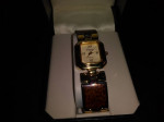 Beautiful Vivani' gold watch in box - jeweler serviced