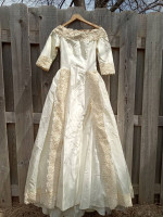 Wedding Dress, Size 6, by Wm Cahill, Ltd., Beverly Hills (1961)