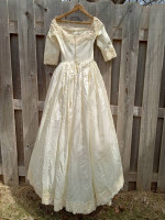 Wedding Dress, Size 6, by Wm Cahill, Ltd., Beverly Hills (1961)