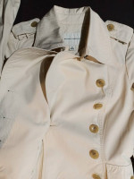 Excellent Trench Coat - Banana Republic (size: Small)