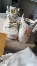 Jordan 1 Pinnacle 24k gold