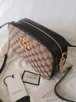 Gucci Marmont Camera Style Crossbody Bag Shoulder Purse GG Monogram