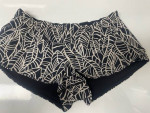 LULULEMON REVERSIBLE BOARD SWIM SHORTS Sz 4 or 6