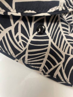 LULULEMON REVERSIBLE BOARD SWIM SHORTS Sz 4 or 6