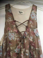 NWT SHOW ME YOUR MUMU MAUVE FLORAL DRESS Sz Medium NEW w TAGS